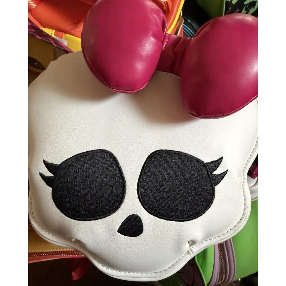 Loungefly Monster High Skullette Figural Crossbody Bag W/ Coin Purse